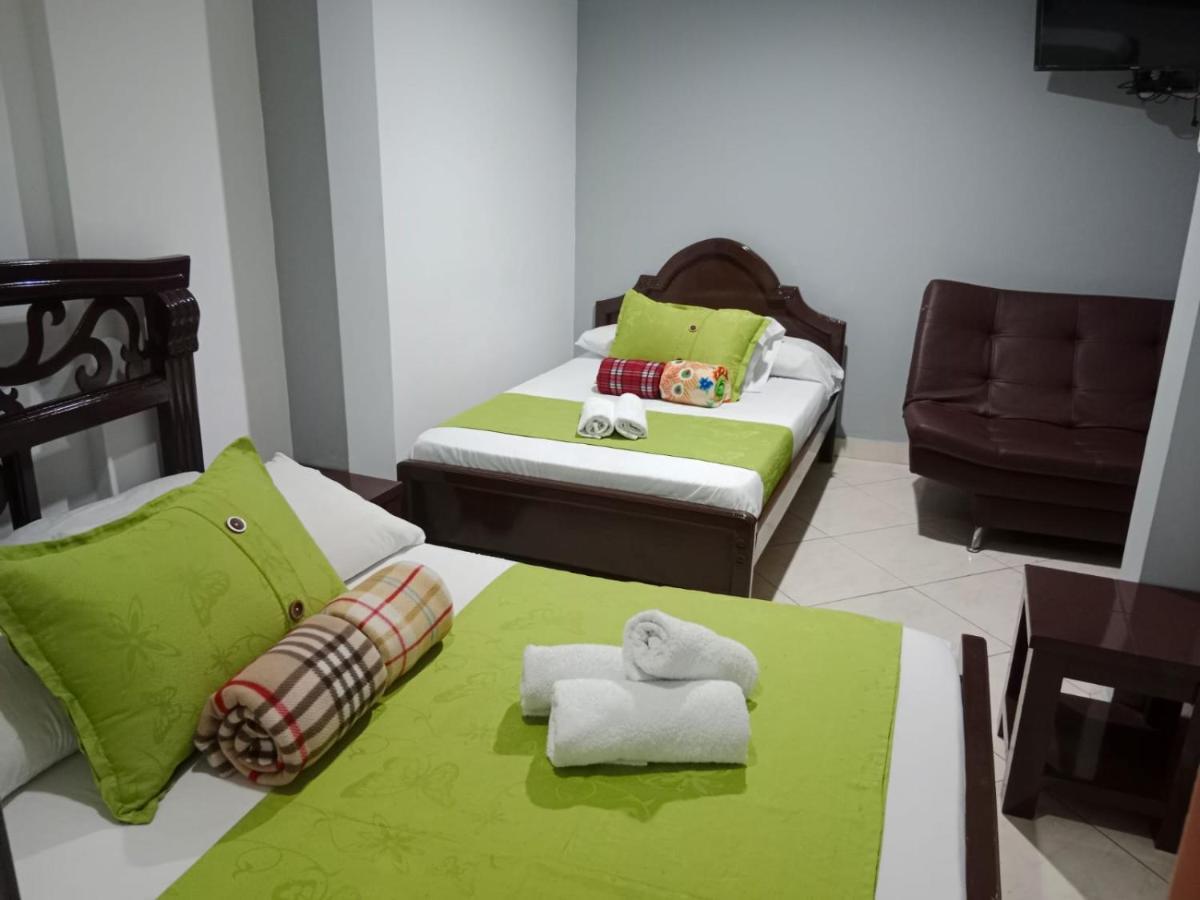 Hotel El Deportista Медельин Экстерьер фото